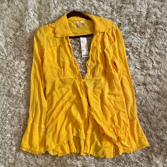 Urban Outfitters Tops - Urban Outfitters Yellow Flowy Button Up Tunic Top - Open Back - New - Medium M